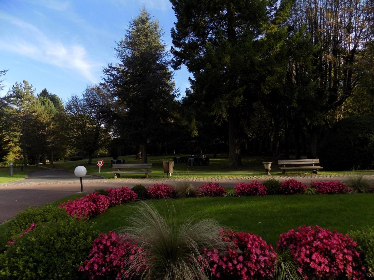 Domaine De Fremigny Hotel Bouray-sur-Juine Exterior foto